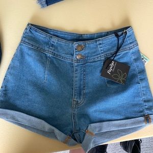Women’s Stretchy Denim Papaya Shorts